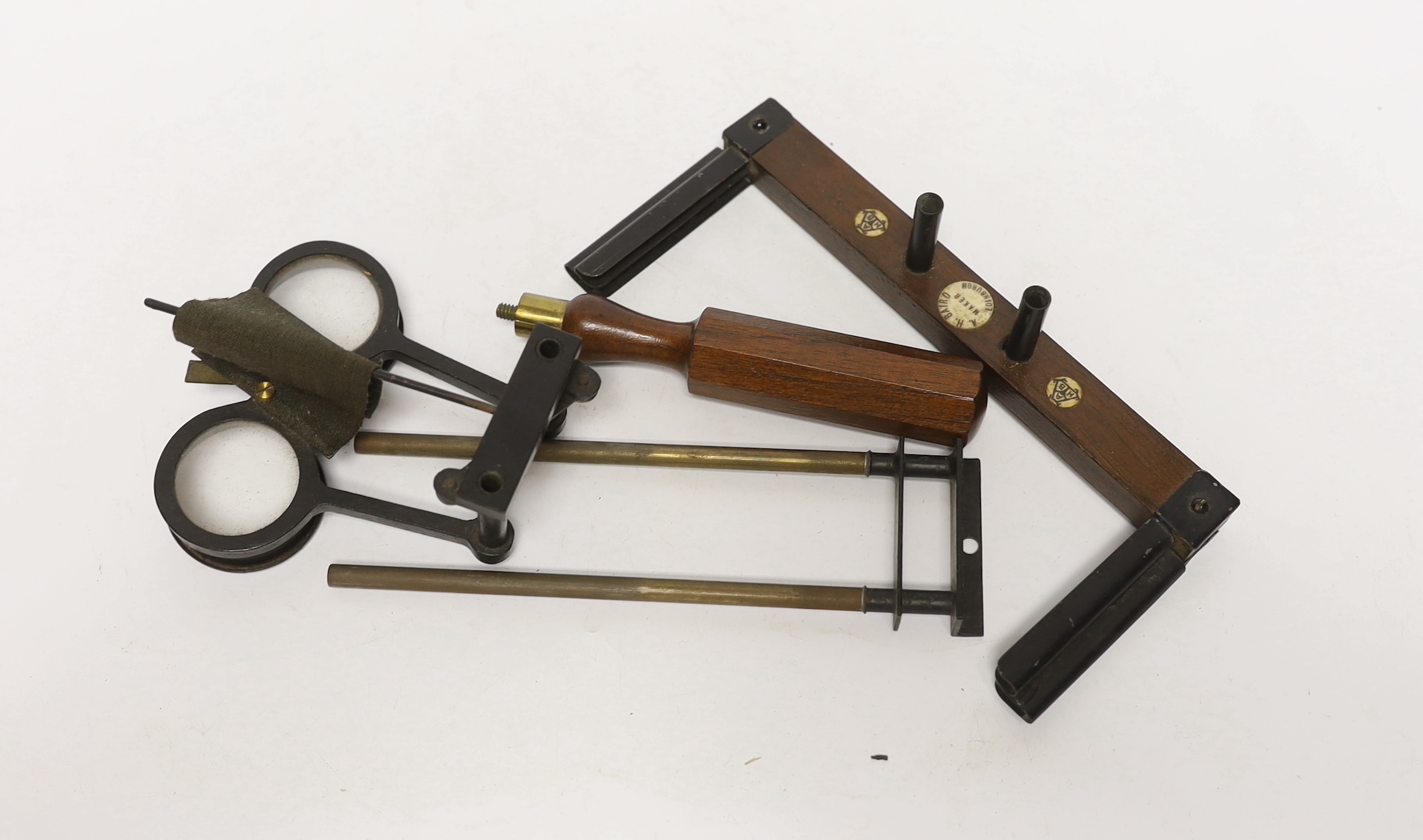 A boxed Lothian stereoscope handheld viewer